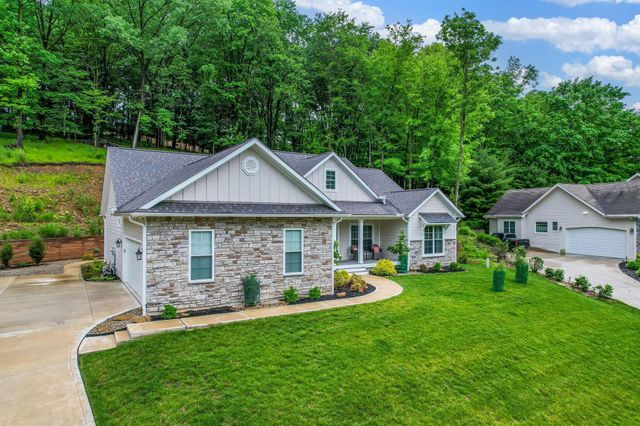 866 Howell Drive, Newark, OH 43055