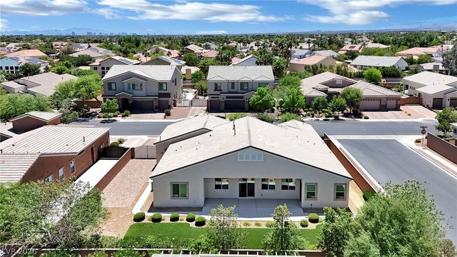 7310 Fresh Harvest Avenue, Las Vegas, NV 89131