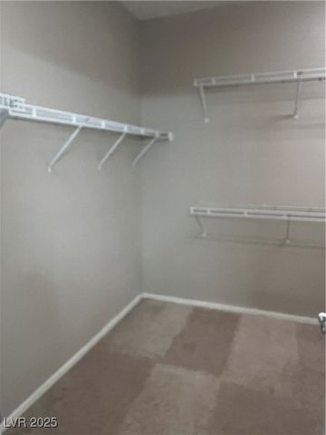 6092 Fox Creek Avenue, Las Vegas, NV 89122