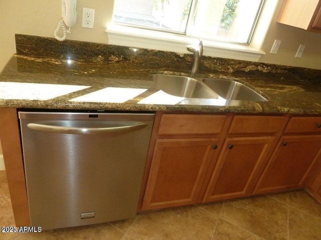 17219 W Hilton Avenue, Goodyear, AZ 85338