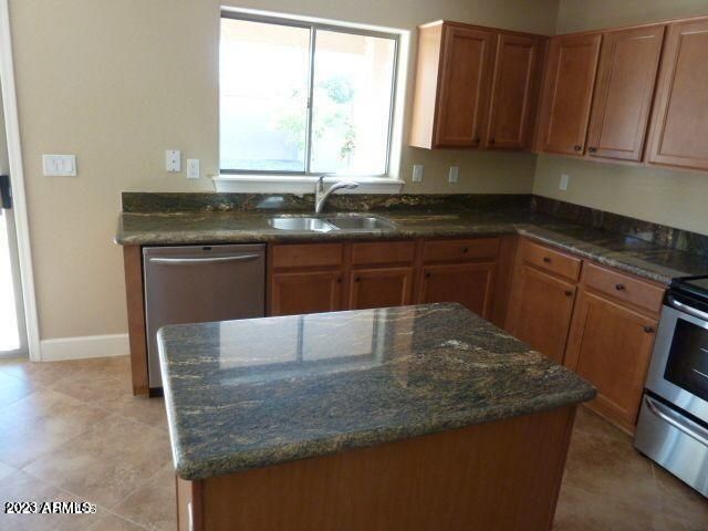 17219 W Hilton Avenue, Goodyear, AZ 85338