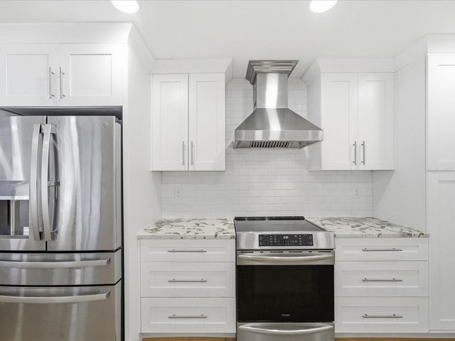 4703 ORANGE GROVE WAY, Palm Harbor, FL 34684