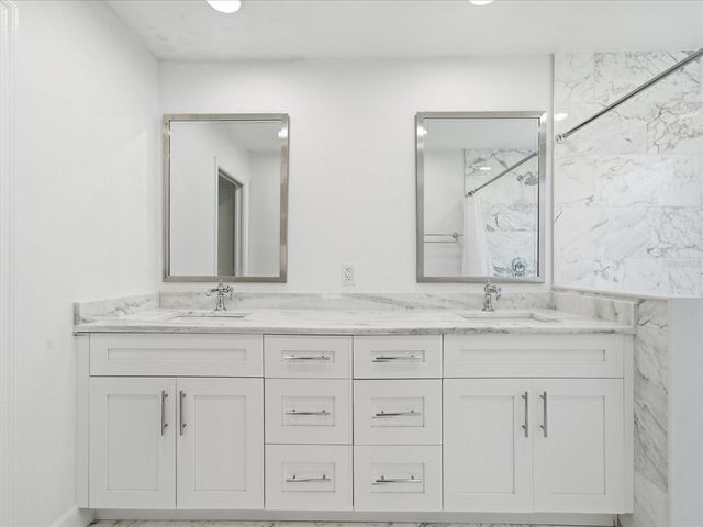 4703 ORANGE GROVE WAY, Palm Harbor, FL 34684