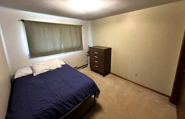 2722 N Taylor DRIVE, Sheboygan, WI 53083