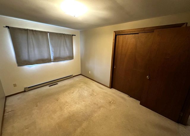 2722 N Taylor DRIVE, Sheboygan, WI 53083