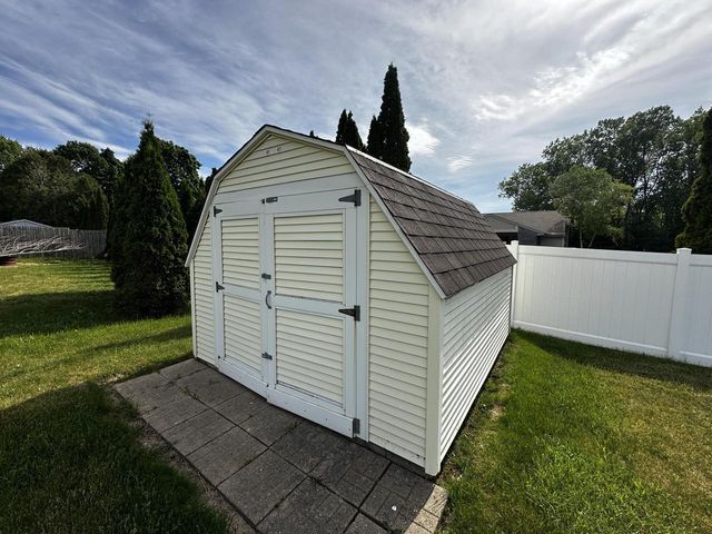 2722 N Taylor DRIVE, Sheboygan, WI 53083