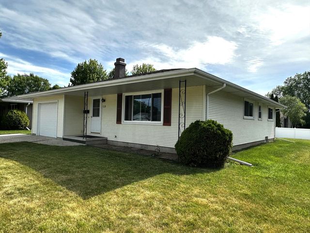 2722 N Taylor DRIVE, Sheboygan, WI 53083
