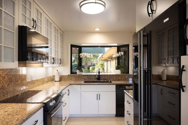 221 Del Mesa Carmel, Carmel, CA 93923