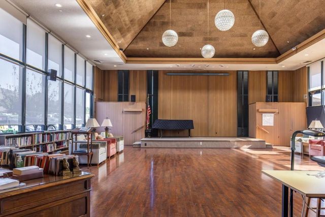 221 Del Mesa Carmel, Carmel, CA 93923