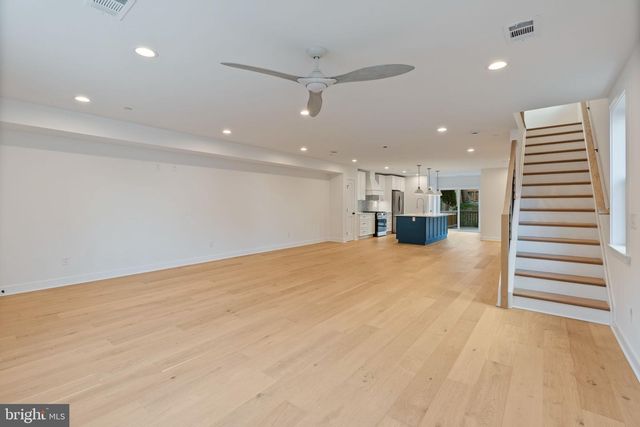 1212 UNION AVE, Baltimore, MD 21211