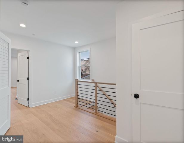 1212 UNION AVE, Baltimore, MD 21211