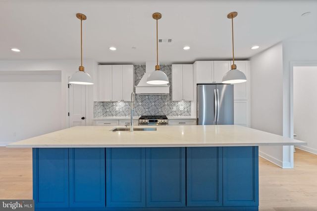 1212 UNION AVE, Baltimore, MD 21211