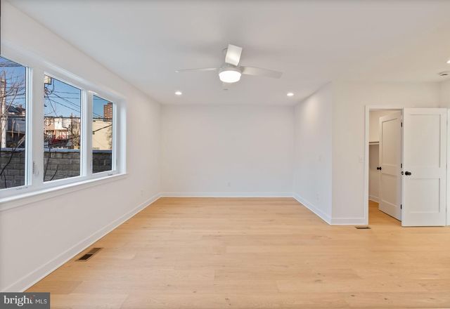 1212 UNION AVE, Baltimore, MD 21211