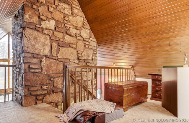 1022 W Young Avenue, Stilwell, OK 74960