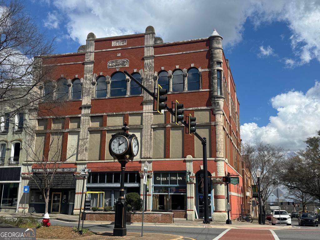 102 N Hill Street APT 308, Griffin, GA 30223