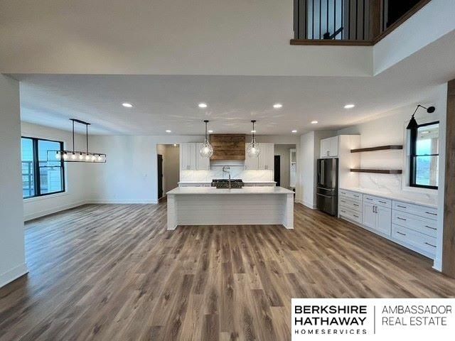 19970 S 172 Plaza Circle, Springfield, NE 68059