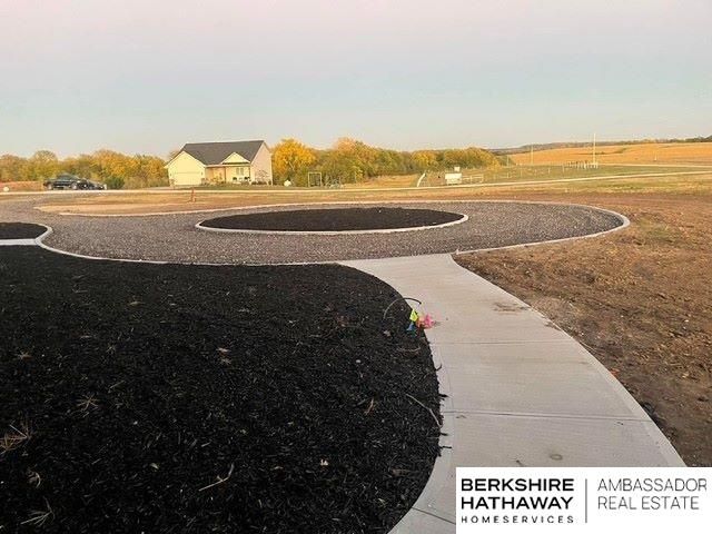 19970 S 172 Plaza Circle, Springfield, NE 68059