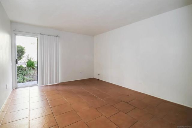 5700 Baltimore Dr 187, La Mesa, CA 91942