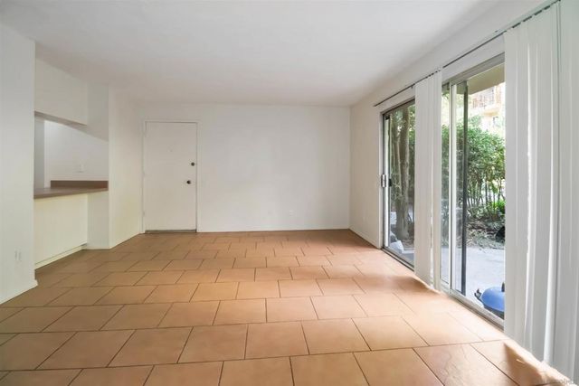 5700 Baltimore Dr 187, La Mesa, CA 91942