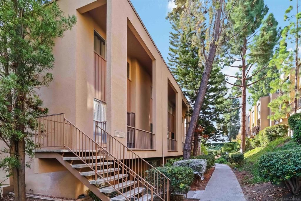 5700 Baltimore Dr 187, La Mesa, CA 91942