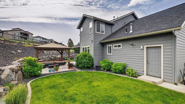 9110 N Seminole St, Spokane, WA 99208