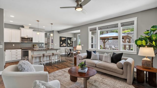 9110 N Seminole St, Spokane, WA 99208