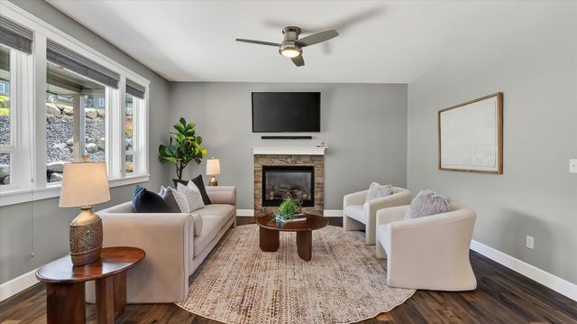 9110 N Seminole St, Spokane, WA 99208