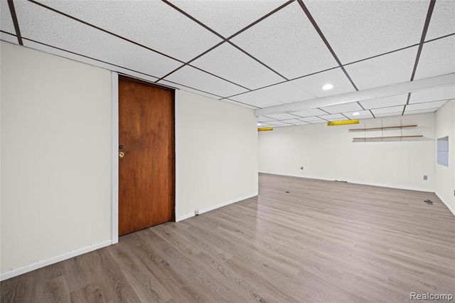 32804 Norwood Drive, Warren, MI 48092