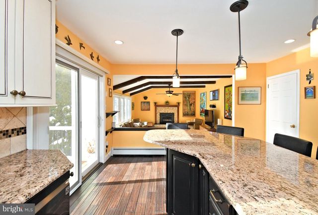 555 SARATOGA RD, King Of Prussia, PA 19406