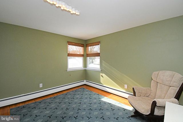 555 SARATOGA RD, King Of Prussia, PA 19406