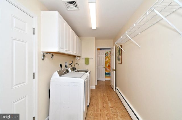 555 SARATOGA RD, King Of Prussia, PA 19406