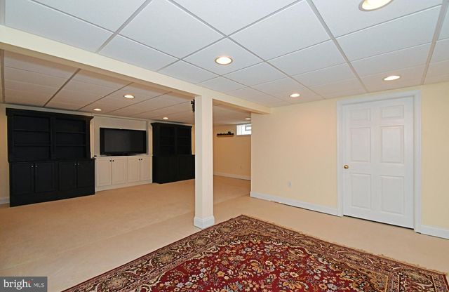 555 SARATOGA RD, King Of Prussia, PA 19406