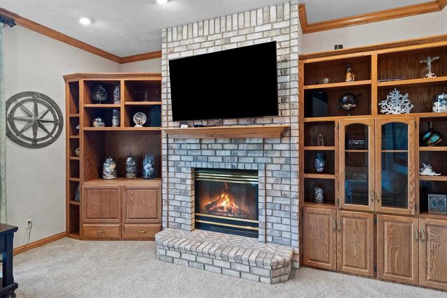 2159 MOONLIGHT COURT, Menasha, WI 54952