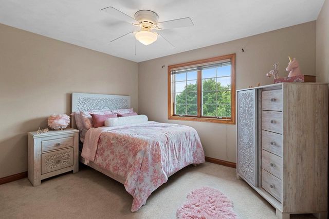 2159 MOONLIGHT COURT, Menasha, WI 54952