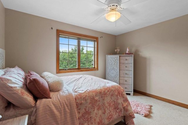 2159 MOONLIGHT COURT, Menasha, WI 54952
