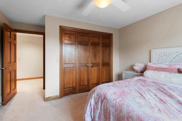 2159 MOONLIGHT COURT, Menasha, WI 54952