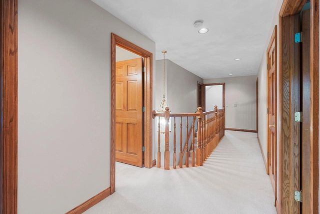 2159 MOONLIGHT COURT, Menasha, WI 54952