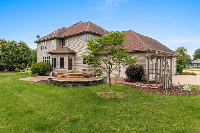 2159 MOONLIGHT COURT, Menasha, WI 54952