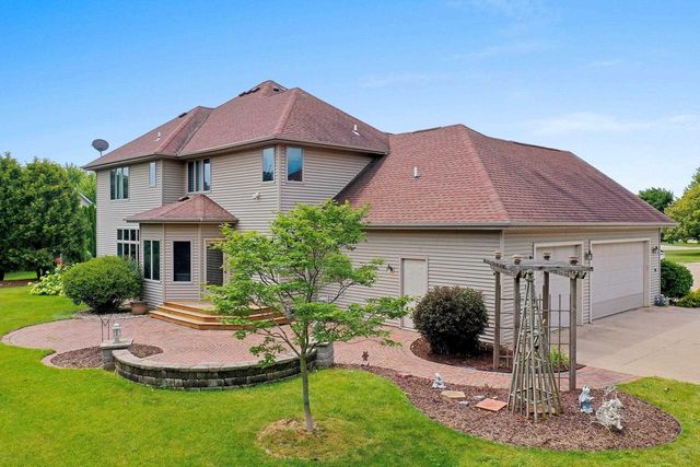 2159 MOONLIGHT COURT, Menasha, WI 54952
