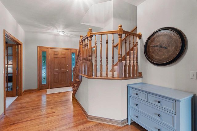 2159 MOONLIGHT COURT, Menasha, WI 54952