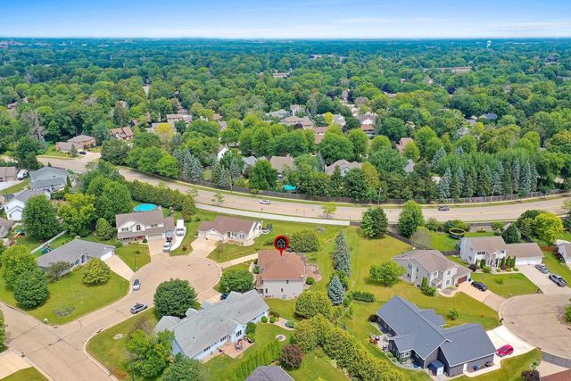 2159 MOONLIGHT COURT, Menasha, WI 54952