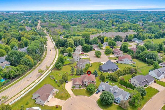 2159 MOONLIGHT COURT, Menasha, WI 54952