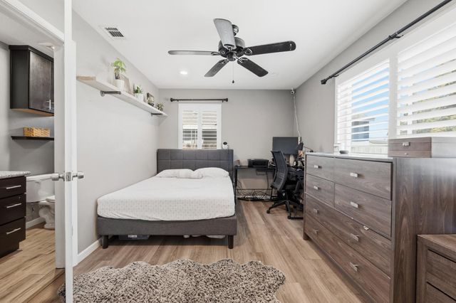 242 Martha St, Manteca, CA 95337