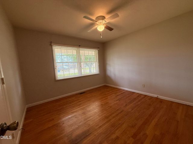 803 W Morris Circle, Dunn, NC 28334