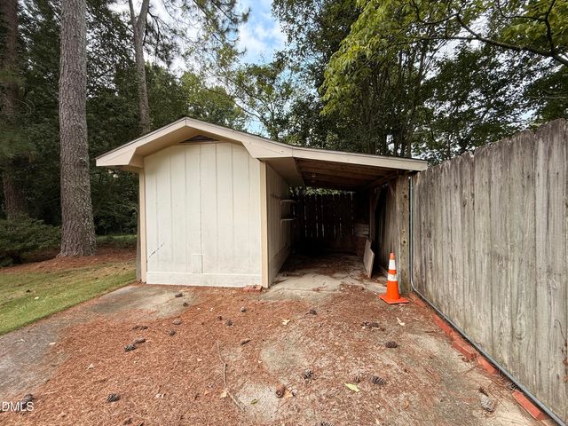 803 W Morris Circle, Dunn, NC 28334