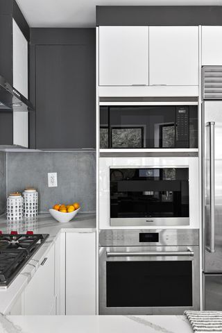 702 Greene Ave Apt 4, New York City, NY 11221