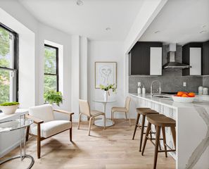 702 Greene Ave Apt 4, New York City, NY 11221