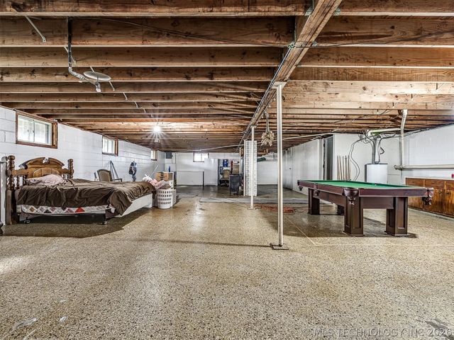 13241 S 429 Road, Chouteau, OK 74337