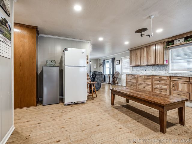 13241 S 429 Road, Chouteau, OK 74337