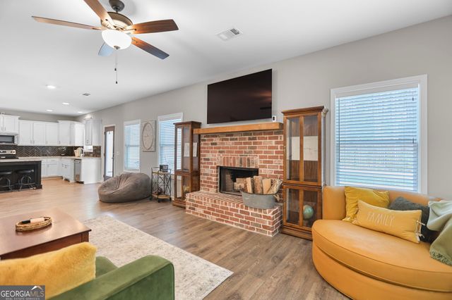 1259 Perkins Road, Hogansville, GA 30230